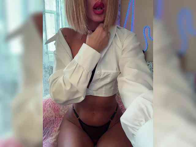 Daria_Desire webcam