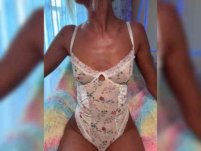 MiaSugar Live Webcam on BongaCams