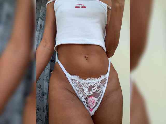 Daria_Desire webcam