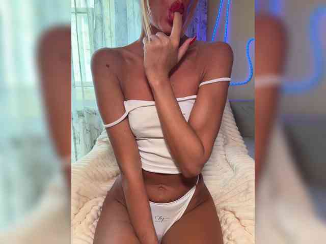 Daria_Desire webcam