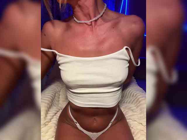 Daria_Desire webcam