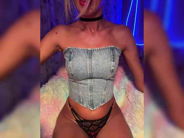 Daria_Desire webcam