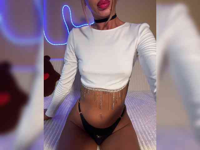 Daria_Desire webcam