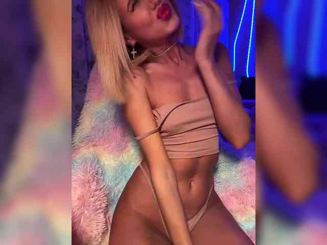 Daria_Desire webcam