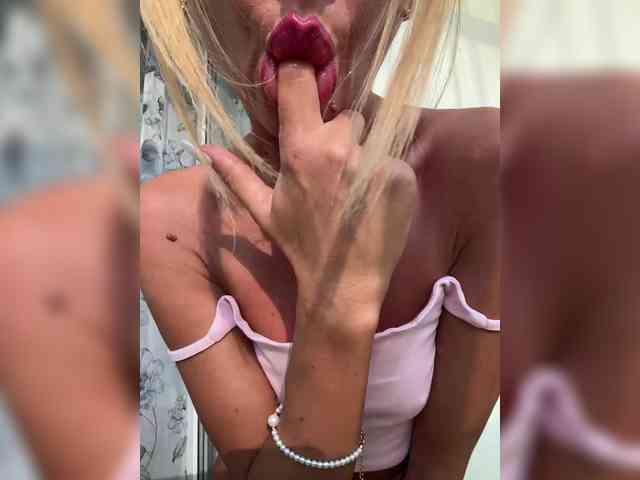 Daria_Desire webcam