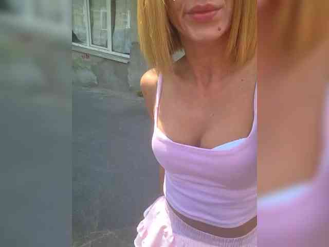 Daria_Desire webcam
