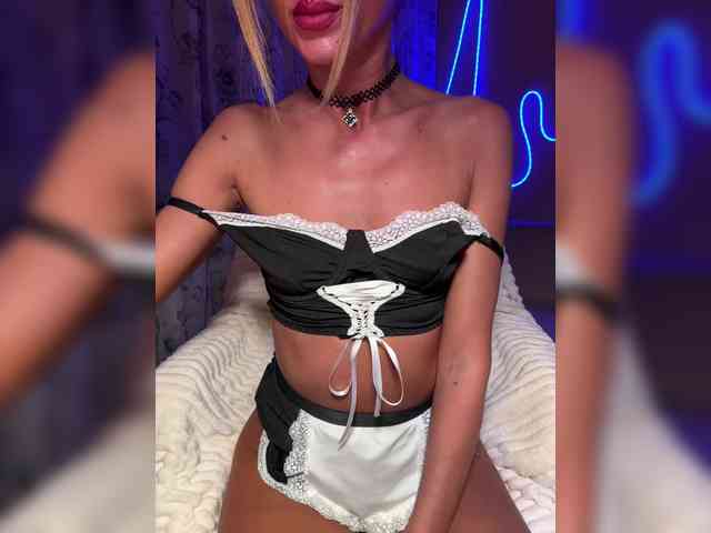 Daria_Desire webcam