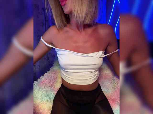 Daria_Desire webcam