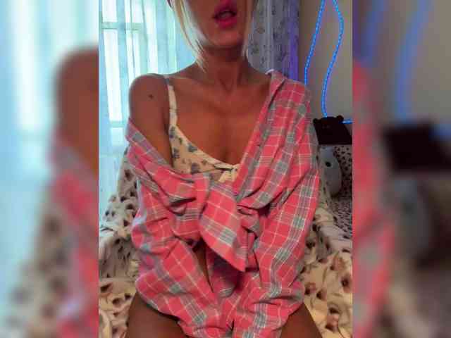 Daria_Desire webcam