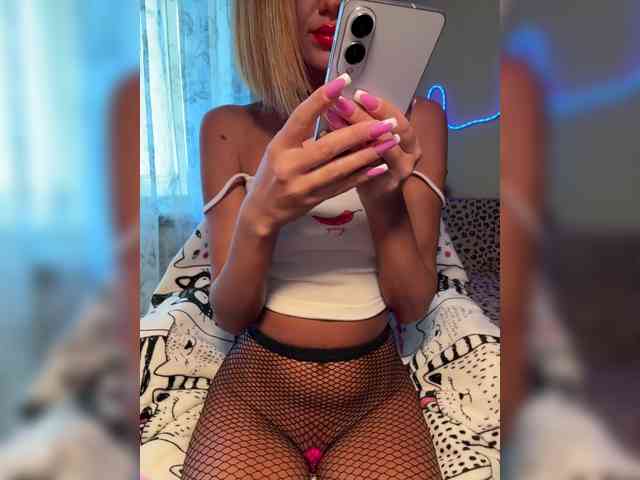 Daria_Desire webcam