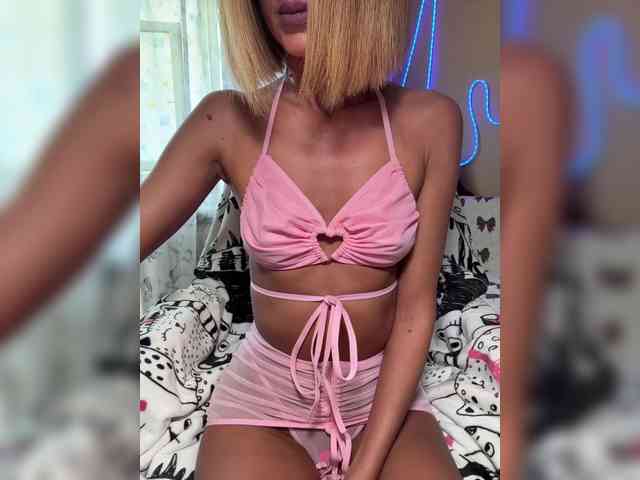 Daria_Desire webcam