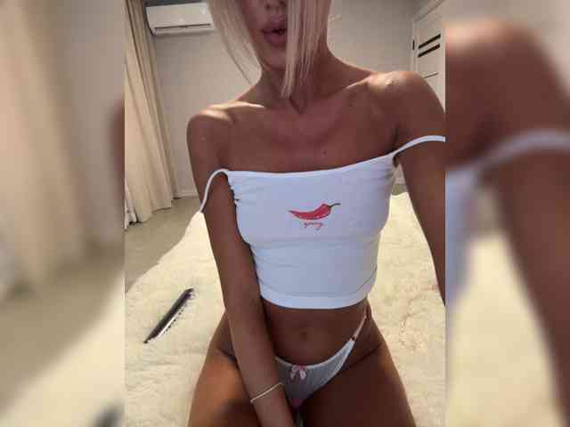 Daria_Desire webcam