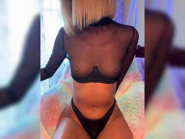 Daria_Desire webcam