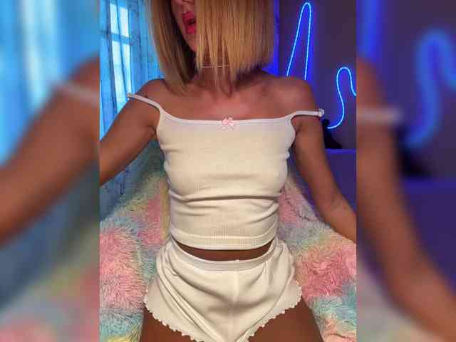 Daria_Desire webcam