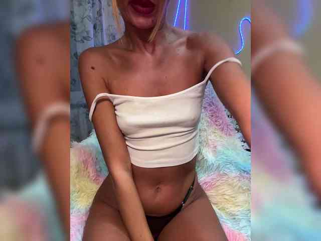 Daria_Desire webcam