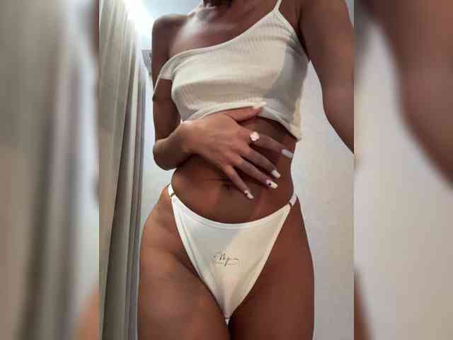Daria_Desire webcam