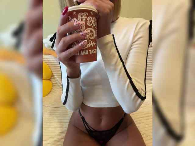 Daria_Desire webcam