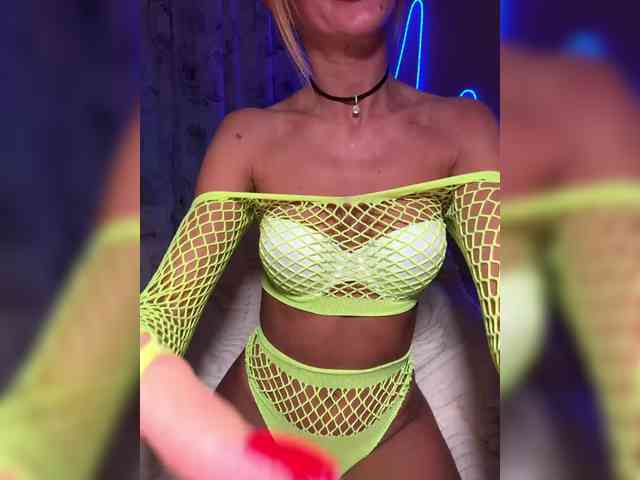 Daria_Desire webcam