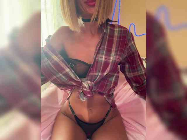 Daria_Desire webcam