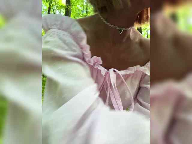 Daria_Desire webcam
