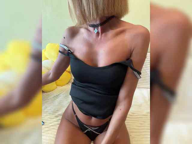 Daria_Desire webcam