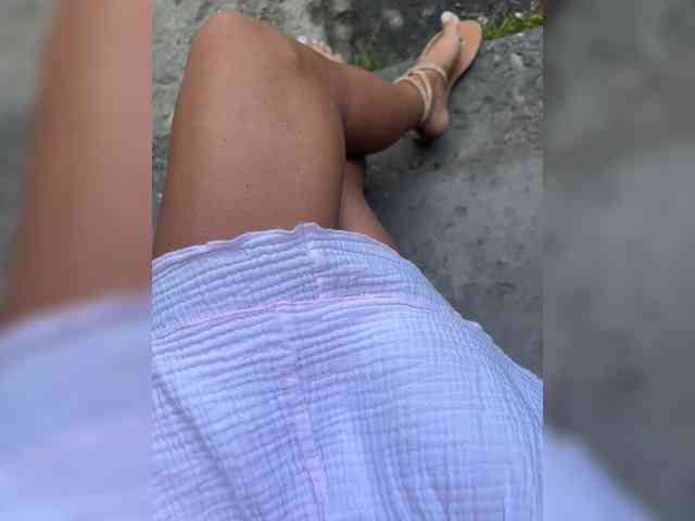 Daria_Desire webcam