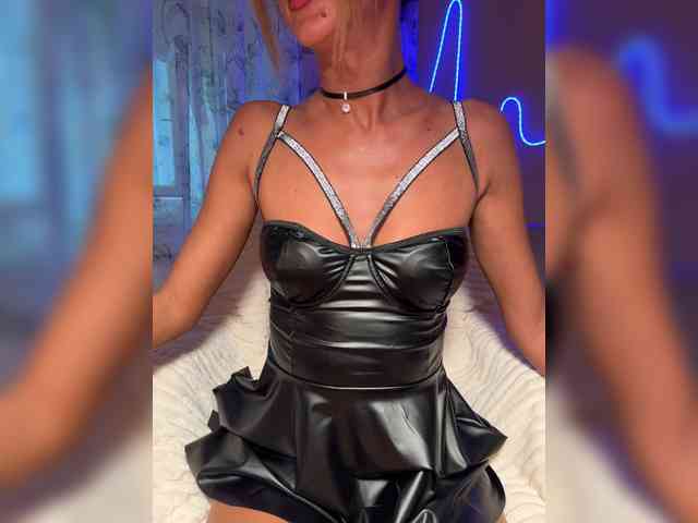 Daria_Desire webcam