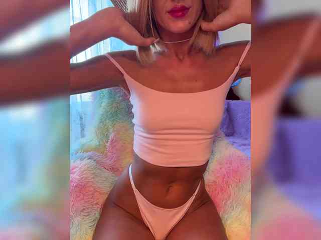 Daria_Desire webcam