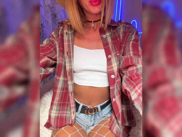 Daria_Desire webcam