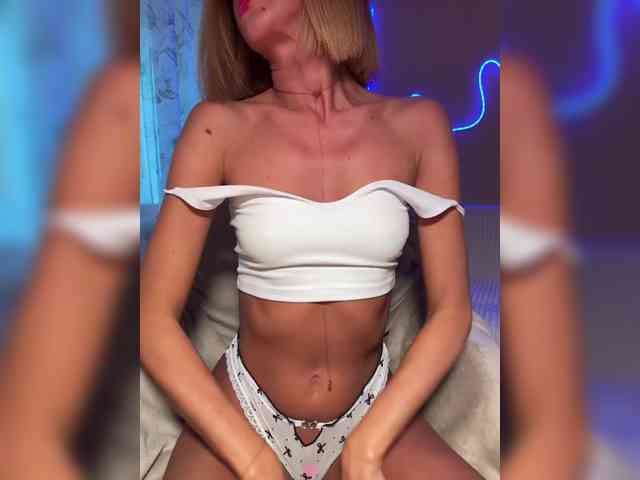 Daria_Desire webcam
