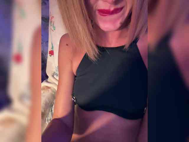 Daria_Desire webcam