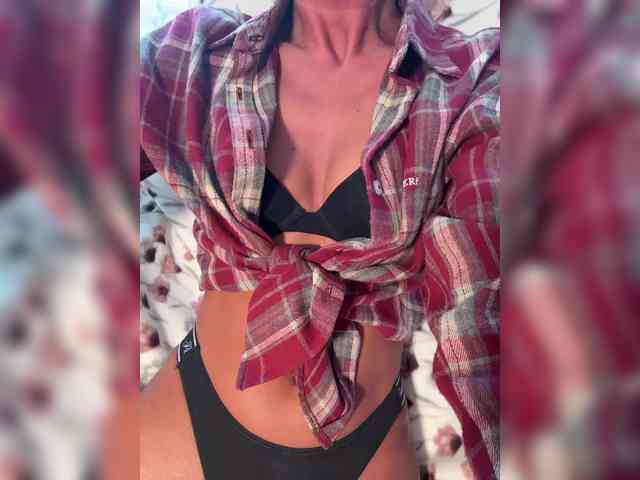 Daria_Desire webcam