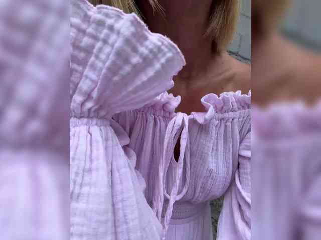 Daria_Desire webcam