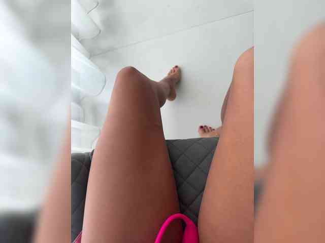 Daria_Desire webcam