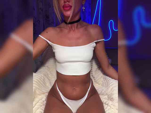 Daria_Desire webcam