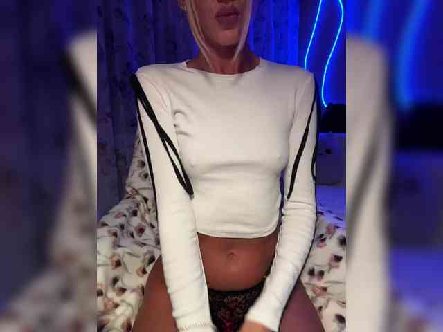 Daria_Desire webcam