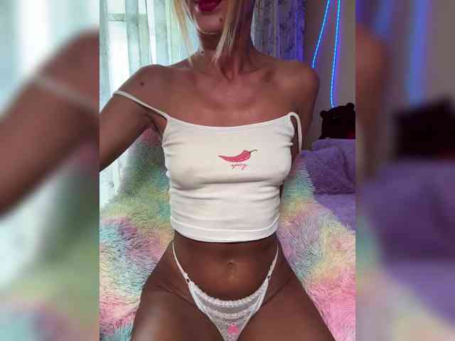 Daria_Desire webcam