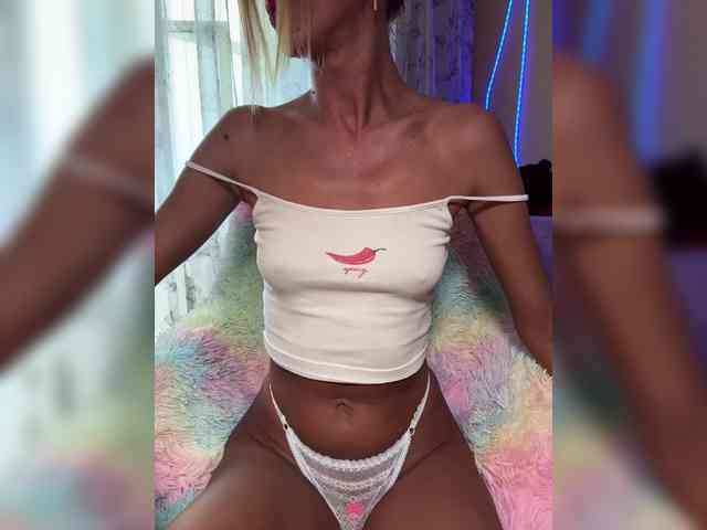 Daria_Desire webcam