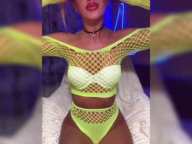 Daria_Desire webcam
