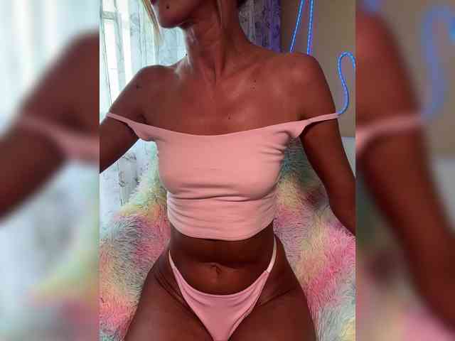 Daria_Desire webcam