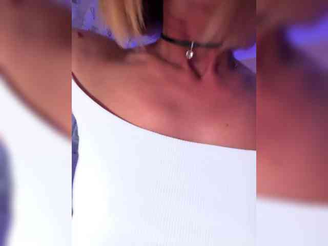 Daria_Desire webcam