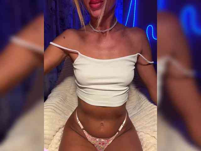 Daria_Desire webcam