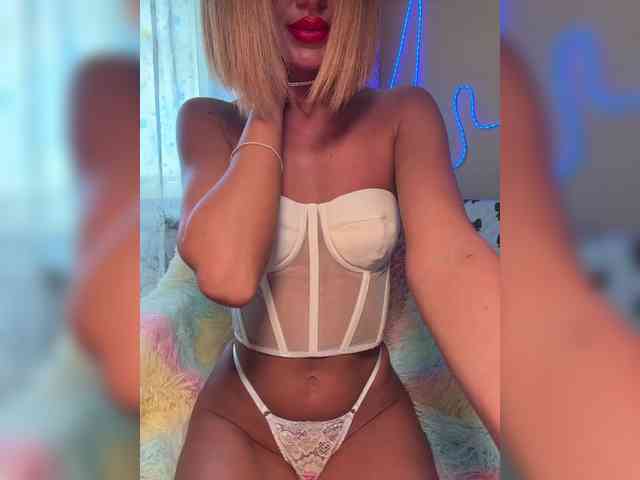 Daria_Desire webcam