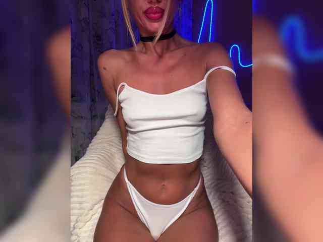 Daria_Desire webcam