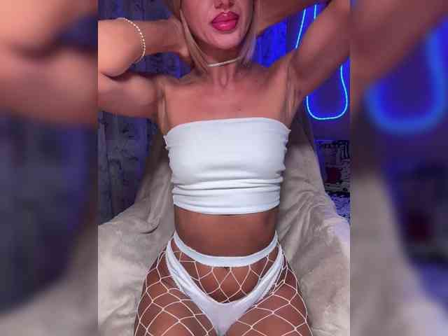 Daria_Desire webcam