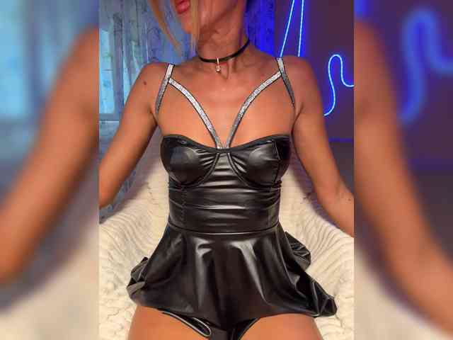 Daria_Desire webcam