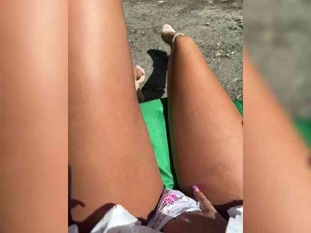 Daria_Desire webcam