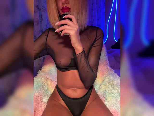Daria_Desire webcam