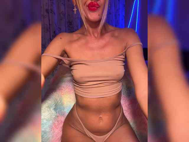 Daria_Desire webcam