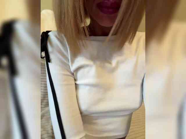 Daria_Desire webcam